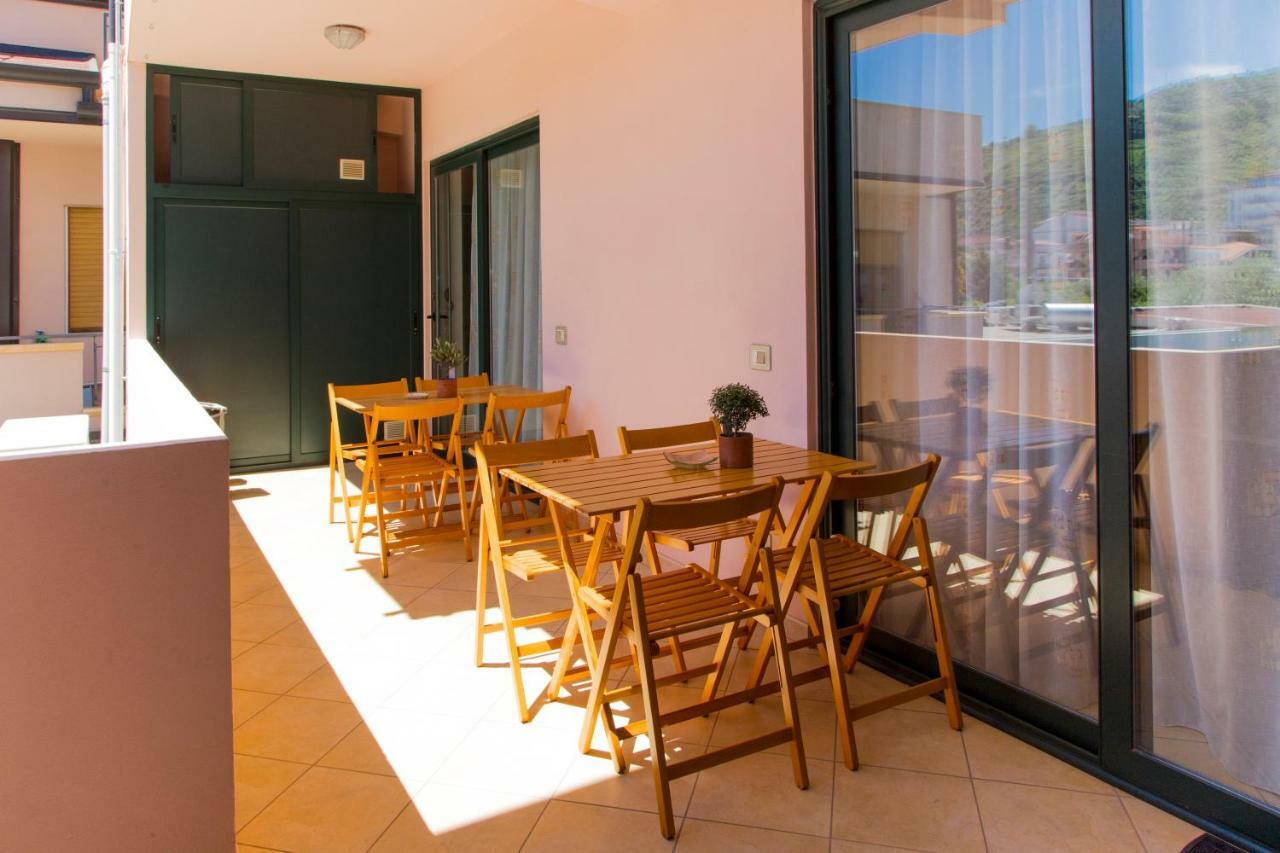 Appartamenti Vacanze Mareemare Capo dʼOrlando Εξωτερικό φωτογραφία